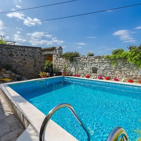 Holiday home House Ljuba